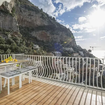 - Casa Paradisea