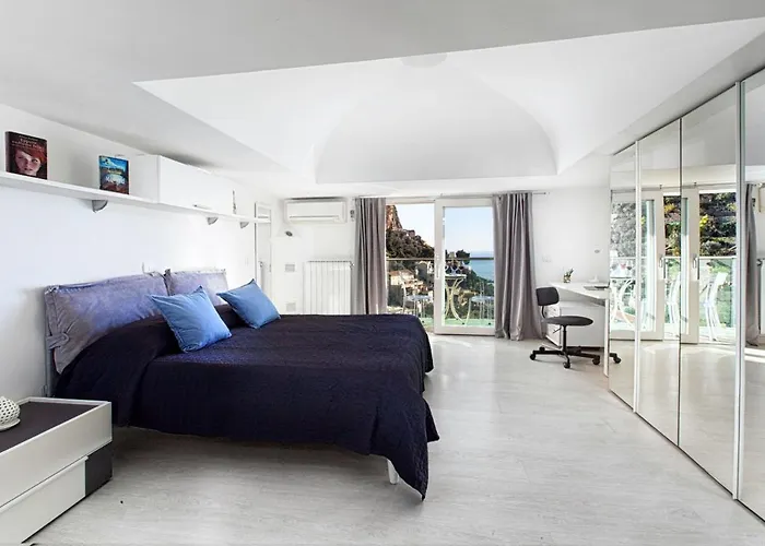- Casa Paradisea